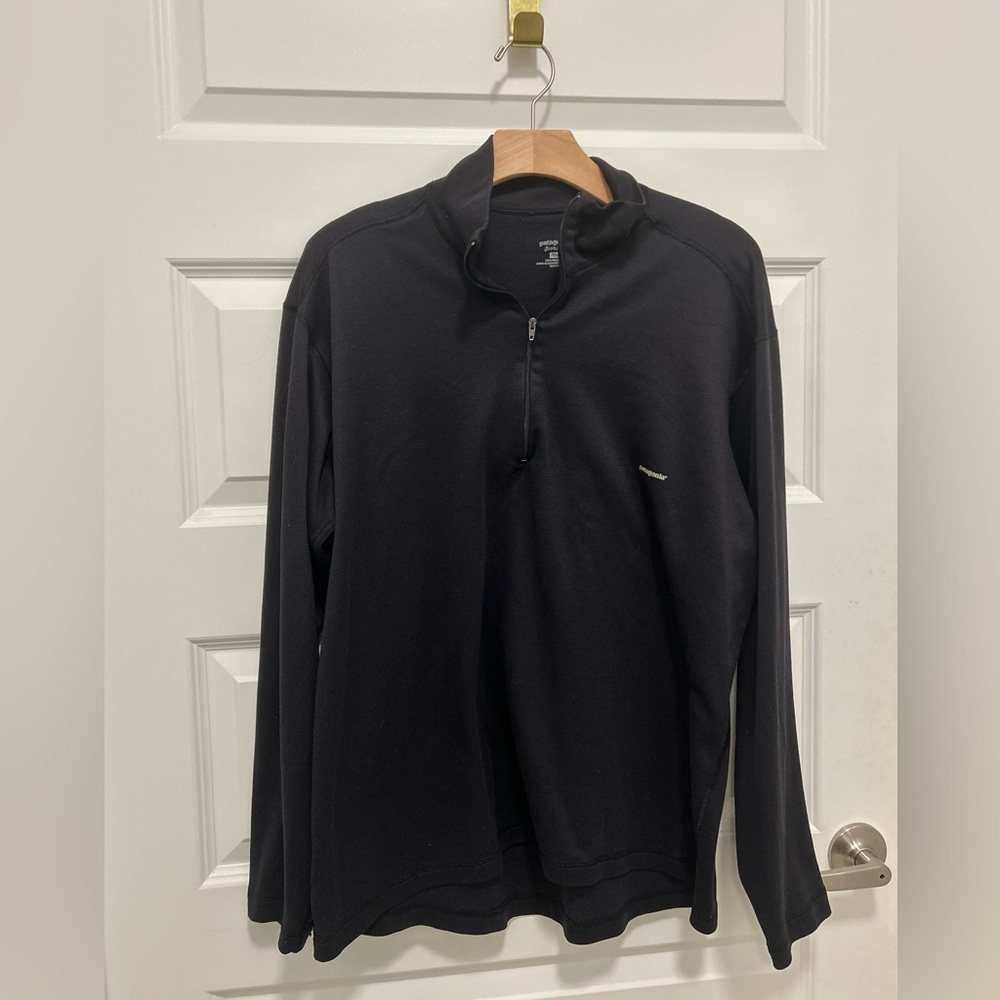 Patagonia Men's Black Lightweight Pullover Quarter Zip Athletic Running